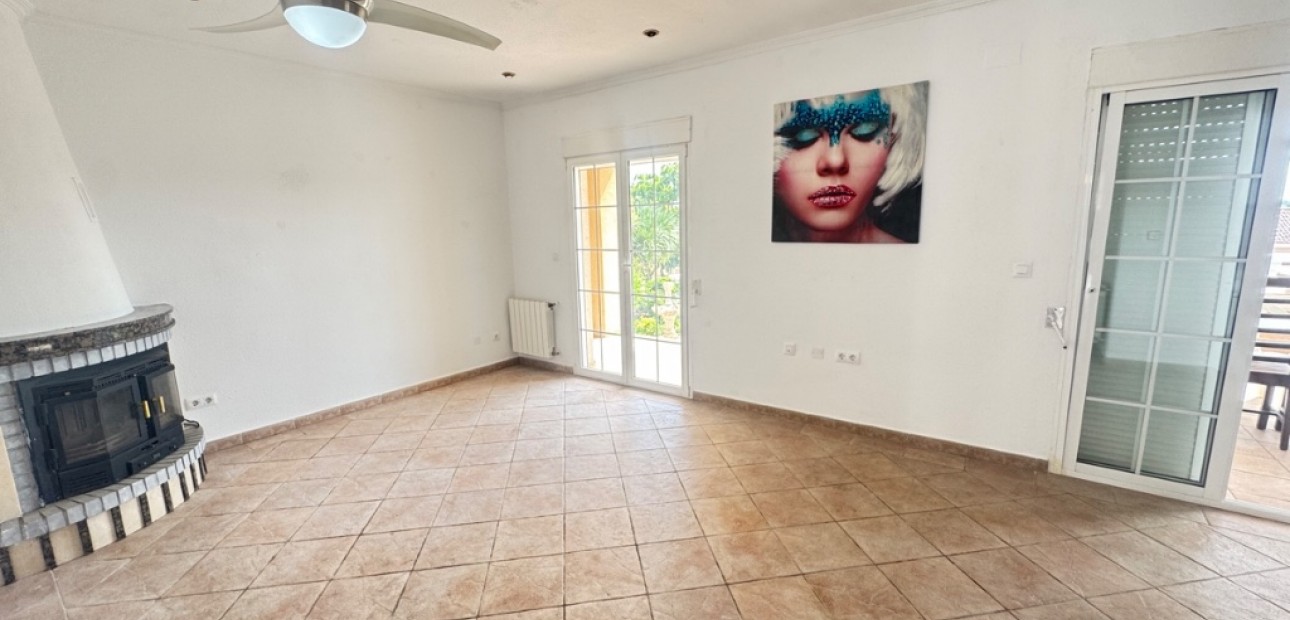 Sale - Villa -
San Miguel - San Miguel De Salinas