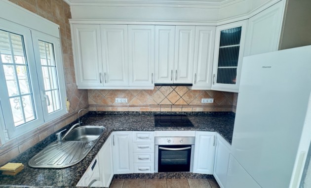 Sale - Villa -
San Miguel - San Miguel De Salinas