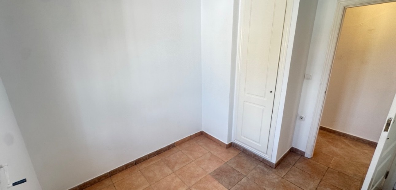 Sale - Villa -
San Miguel - San Miguel De Salinas