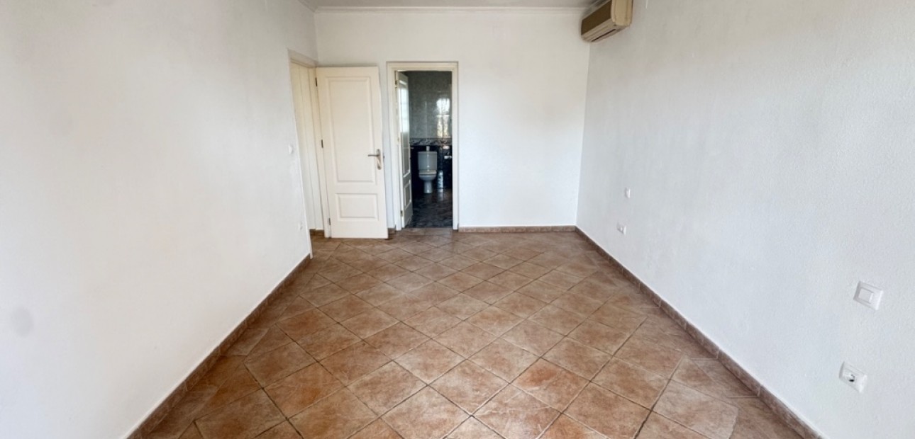 Sale - Villa -
San Miguel - San Miguel De Salinas