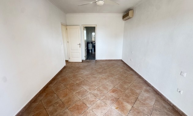 Sale - Villa -
San Miguel - San Miguel De Salinas