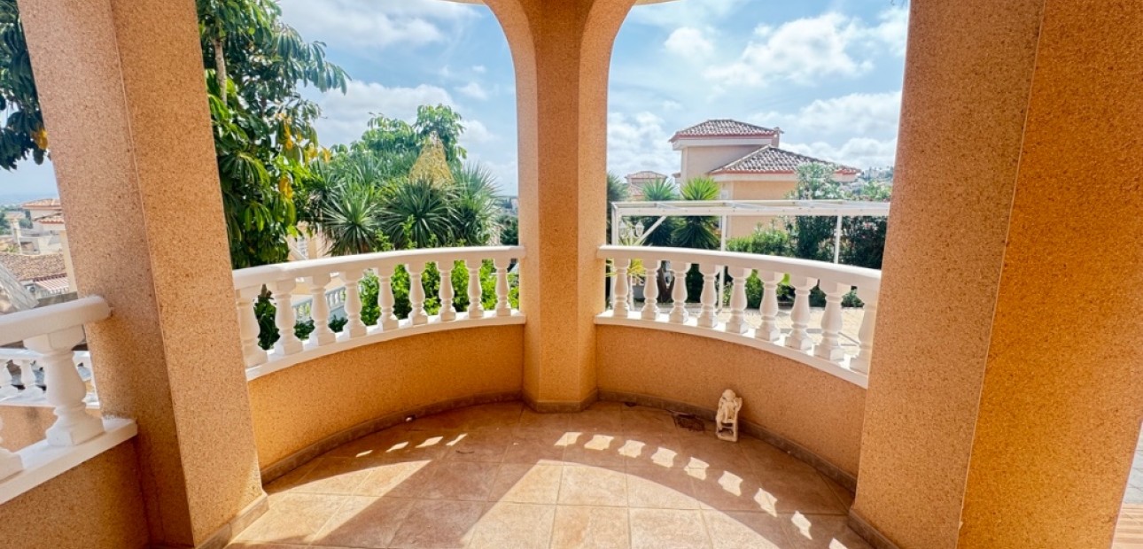 Sale - Villa -
San Miguel - San Miguel De Salinas