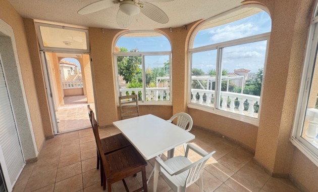 Sale - Villa -
San Miguel - San Miguel De Salinas