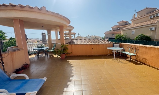 Venta - Villa -
Orihuela Costa - Villamartín