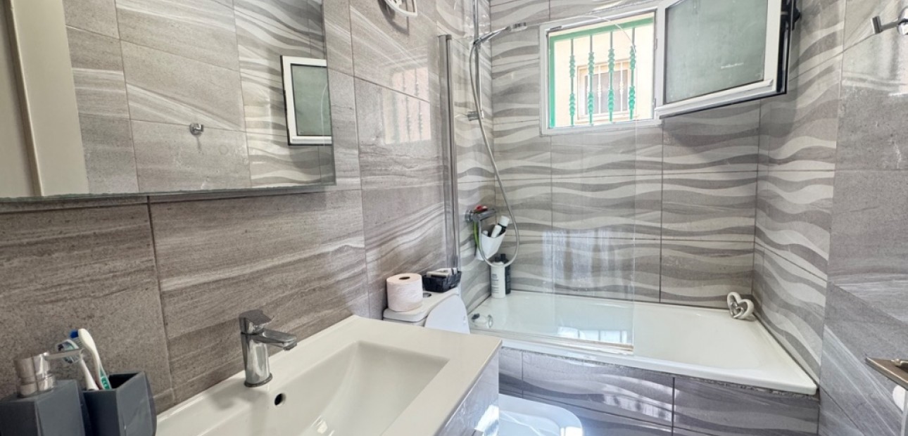 Venta - Villa -
Orihuela Costa - Villamartín