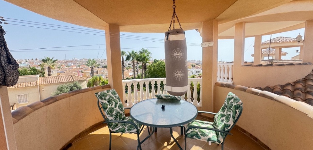 Venta - Villa -
Orihuela Costa - Villamartín