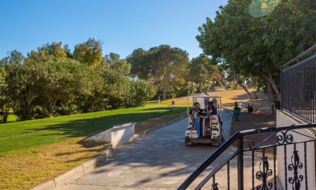 Venta - Villa -
Orihuela Costa - Villamartín