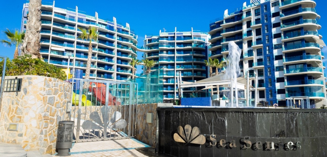 Herverkoop - Appartement / flat -
Punta Prima