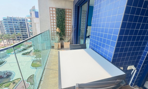 Herverkoop - Appartement / flat -
Punta Prima