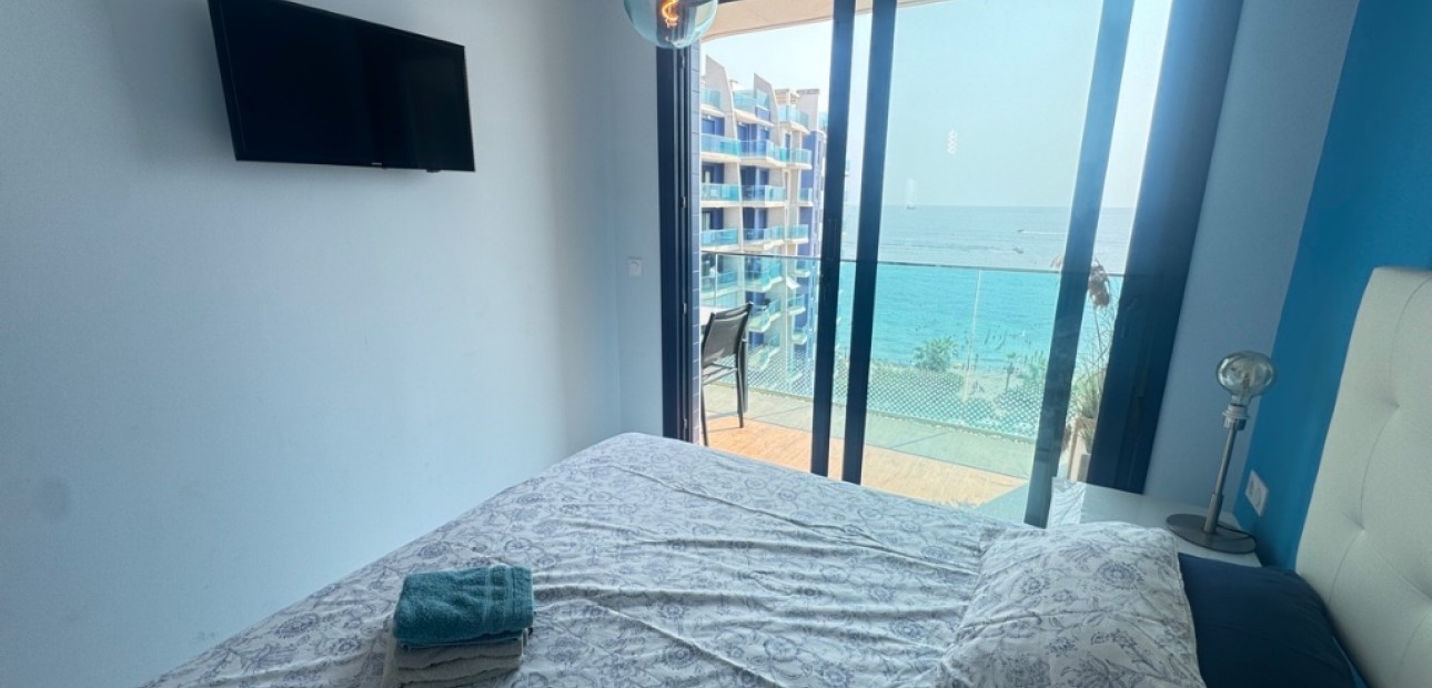 Herverkoop - Appartement / flat -
Punta Prima