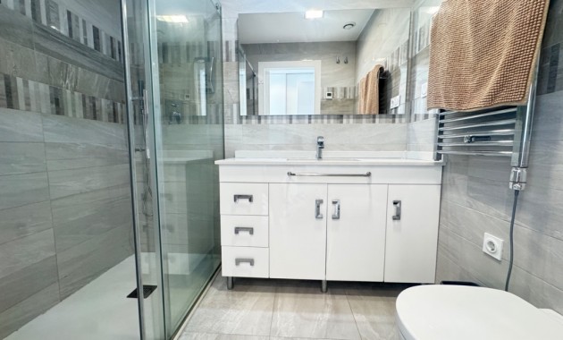 Herverkoop - Appartement / flat -
Punta Prima