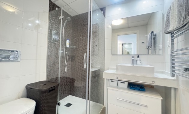 Herverkoop - Appartement / flat -
Punta Prima