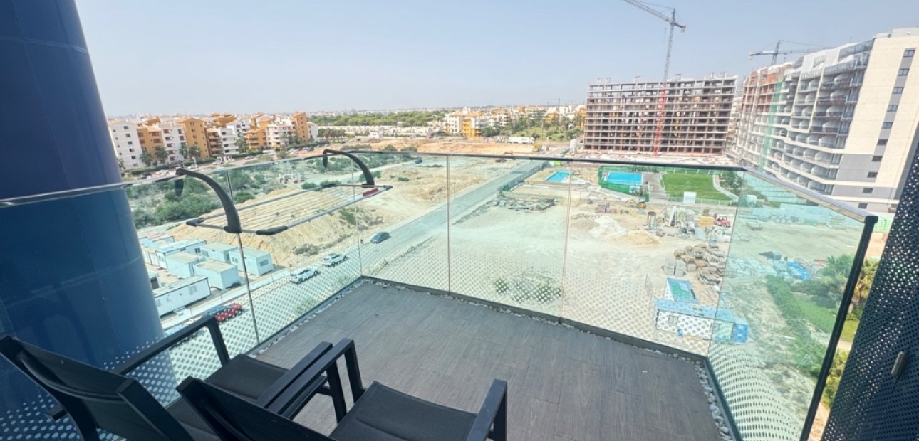 Herverkoop - Appartement / flat -
Punta Prima