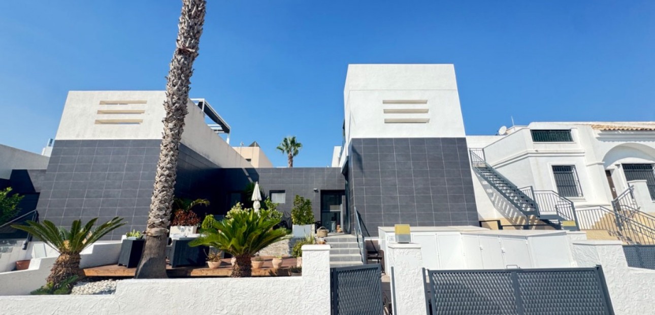 Venta - Adosado -
Orihuela Costa - Villamartín