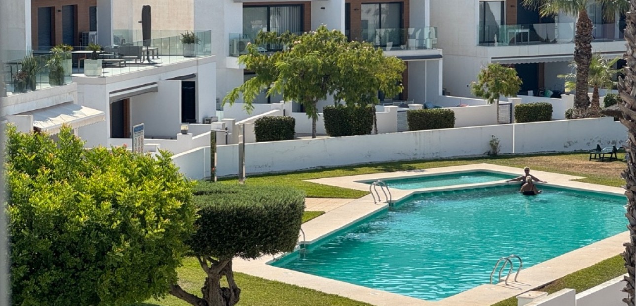 Venta - Adosado -
Orihuela Costa - Villamartín