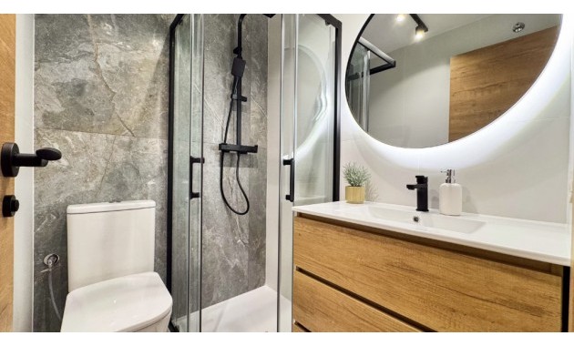 Herverkoop - Appartement / flat -
Torrevieja