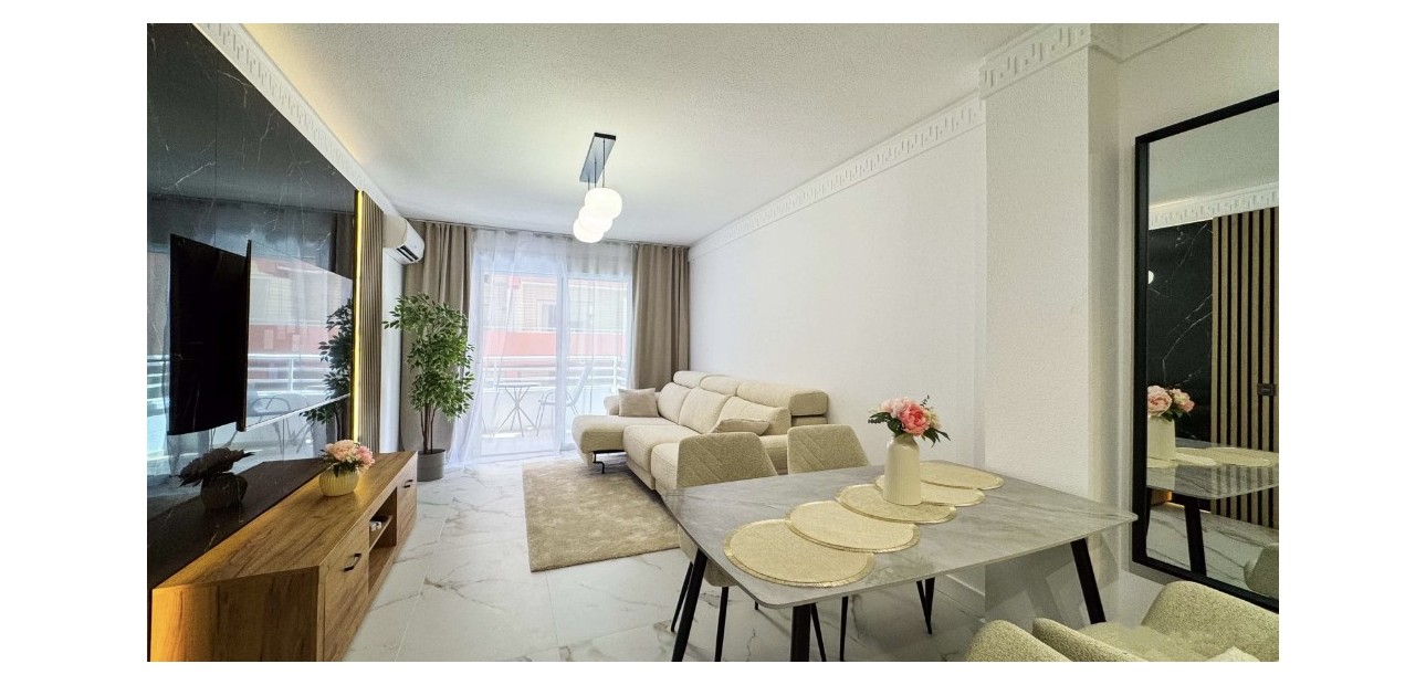 Herverkoop - Appartement / flat -
Torrevieja