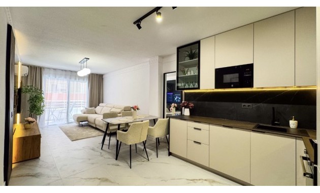 Herverkoop - Appartement / flat -
Torrevieja