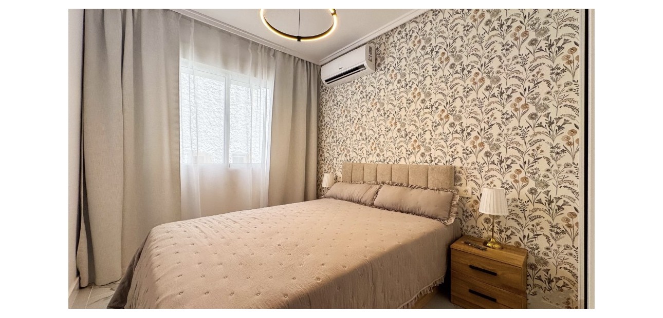 Herverkoop - Appartement / flat -
Torrevieja