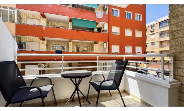 Herverkoop - Appartement / flat -
Torrevieja