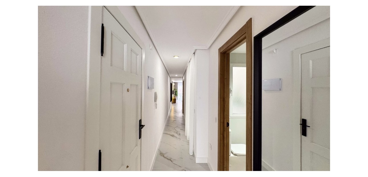 Herverkoop - Appartement / flat -
Torrevieja