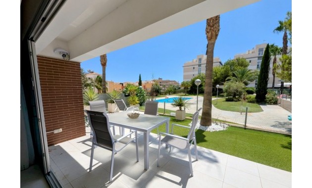 Herverkoop - Appartement / flat -
Orihuela Costa - Villamartín