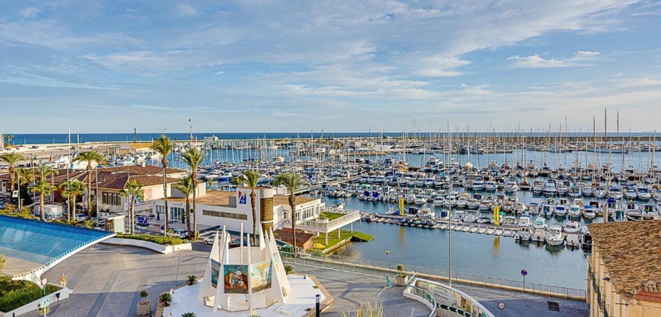 Herverkoop - Appartement / flat -
Torrevieja