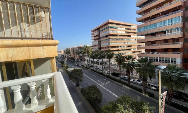 Herverkoop - Appartement / flat -
Torrevieja