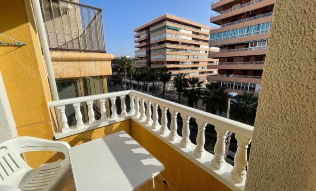 Herverkoop - Appartement / flat -
Torrevieja