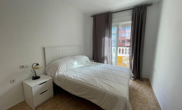 Herverkoop - Appartement / flat -
Torrevieja