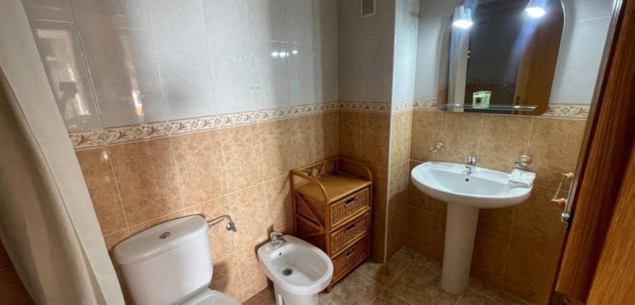 Herverkoop - Appartement / flat -
Torrevieja