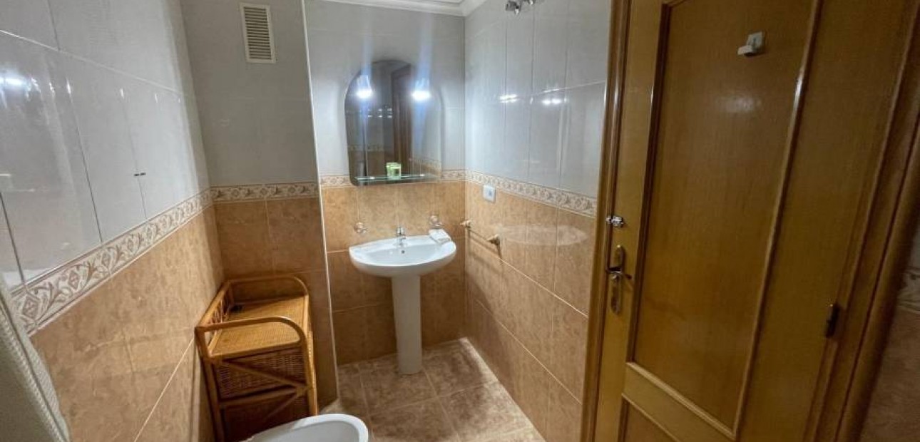 Herverkoop - Appartement / flat -
Torrevieja