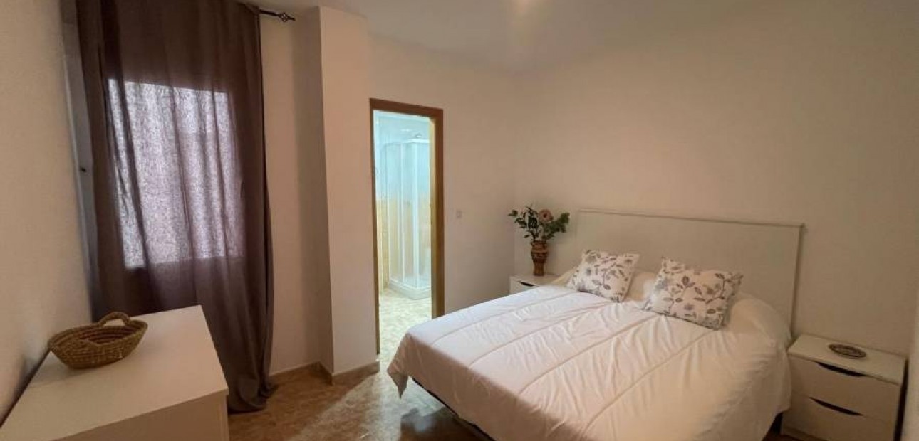 Herverkoop - Appartement / flat -
Torrevieja