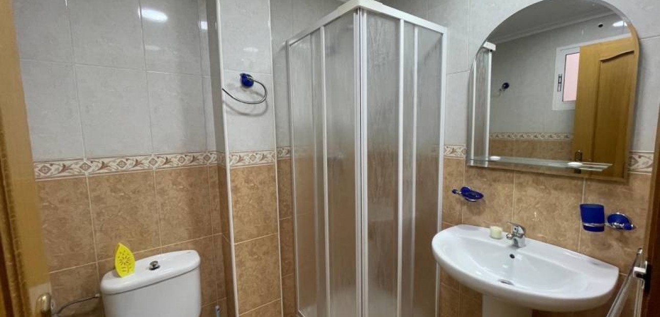 Herverkoop - Appartement / flat -
Torrevieja