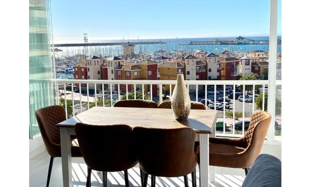Herverkoop - Appartement / flat -
Torrevieja