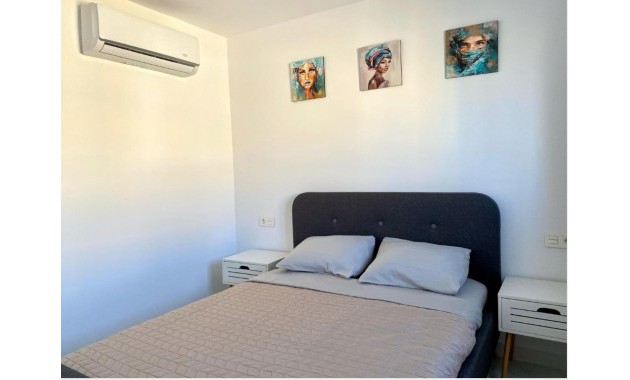 Herverkoop - Appartement / flat -
Torrevieja