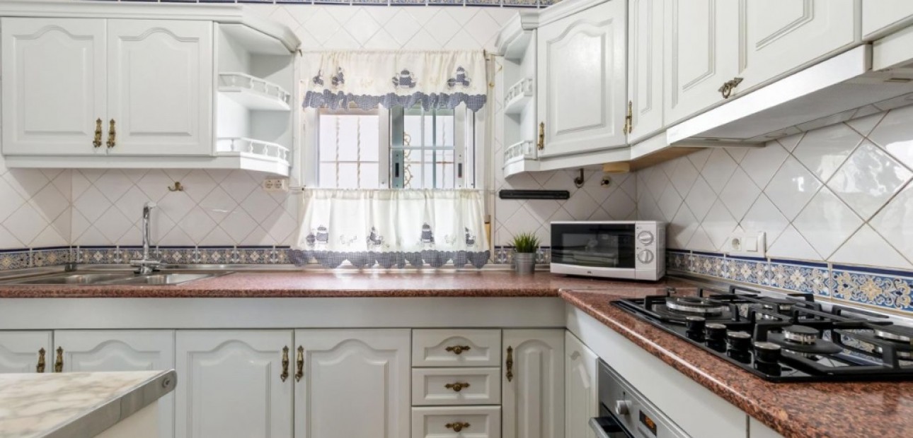 Venta - Villa -
Orihuela Costa - Playa Flamenca