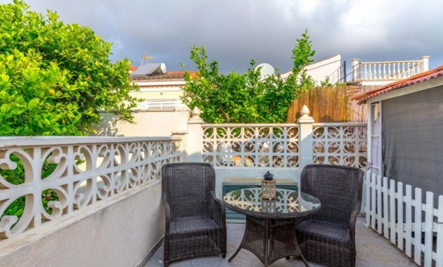 Venta - Villa -
Orihuela Costa - Playa Flamenca