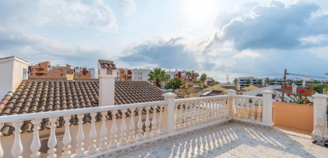 Venta - Villa -
Orihuela Costa - Playa Flamenca