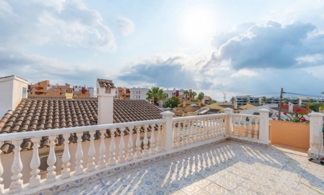Venta - Villa -
Orihuela Costa - Playa Flamenca