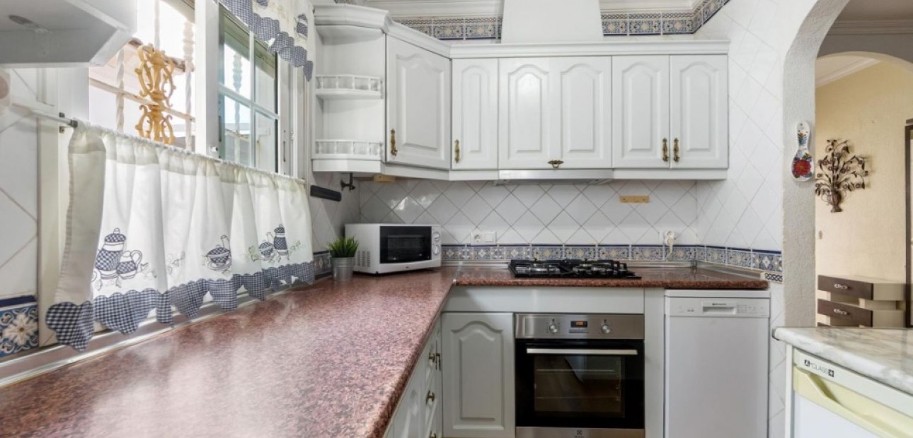 Venta - Villa -
Orihuela Costa - Playa Flamenca