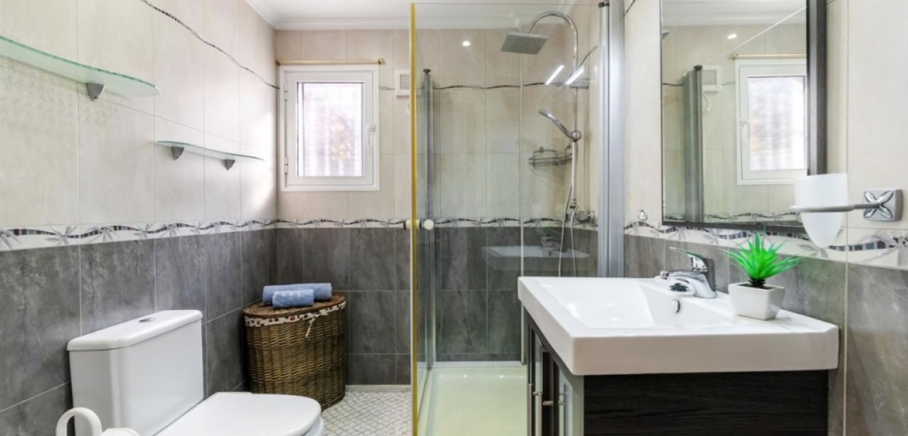 Venta - Villa -
Orihuela Costa - Playa Flamenca