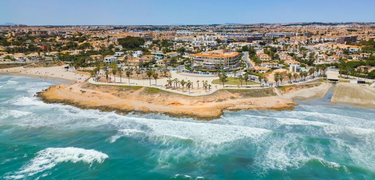 Venta - Villa -
Orihuela Costa - Playa Flamenca