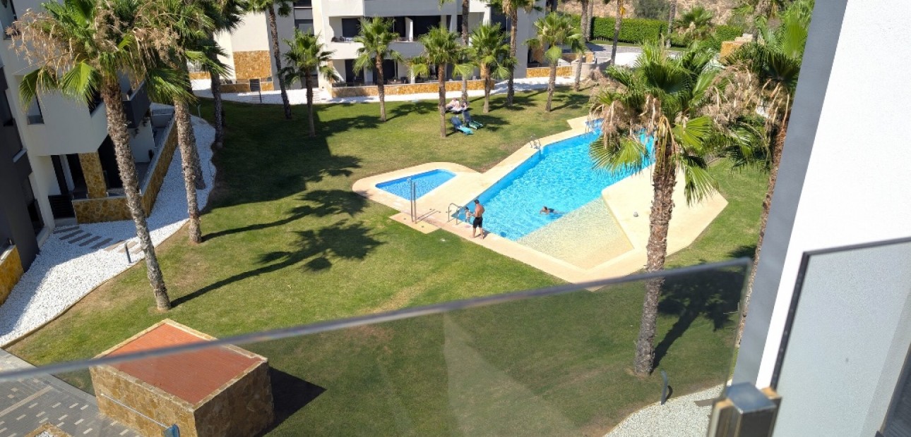 Sale - Apartment / flat -
Los Altos