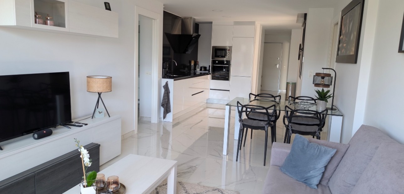 Sale - Apartment / flat -
Los Altos