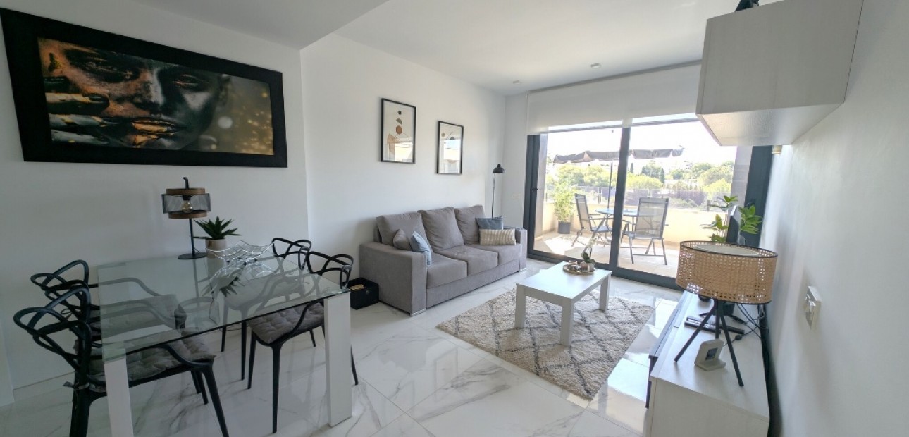 Sale - Apartment / flat -
Los Altos