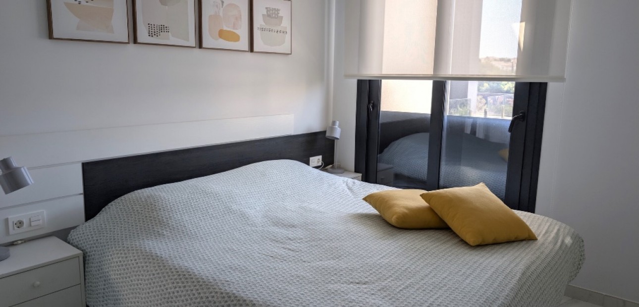 Sale - Apartment / flat -
Los Altos