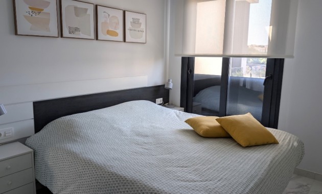 Sale - Apartment / flat -
Los Altos