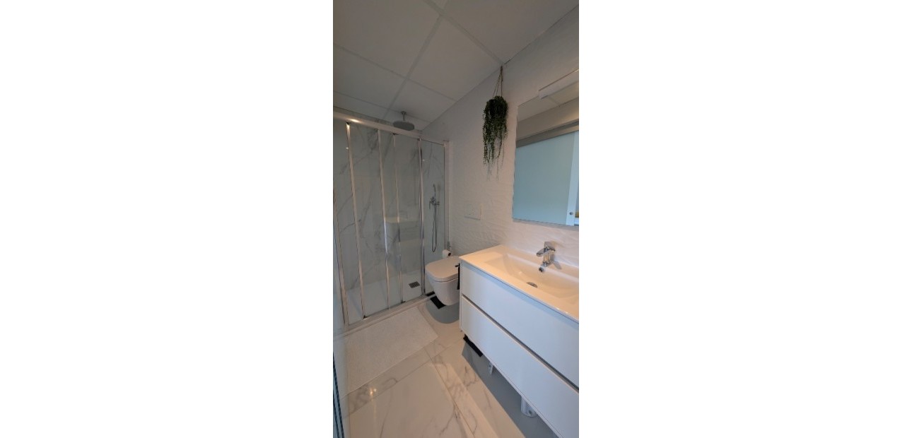 Sale - Apartment / flat -
Los Altos