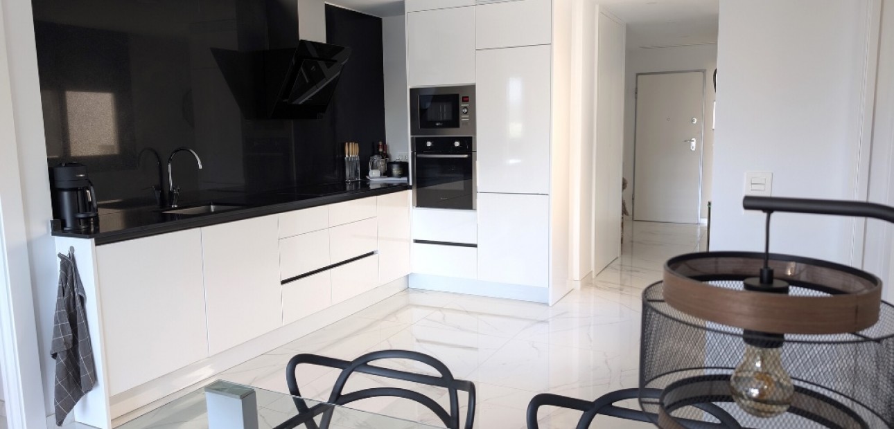 Sale - Apartment / flat -
Los Altos